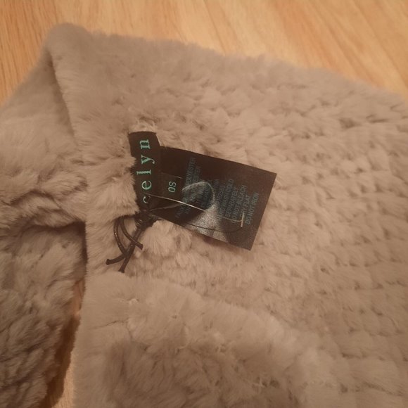 NWT Faux Fur Infinity Scarf JOCELYN in Light Grey - One size - Picture 3 of 4